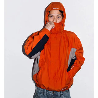 Supreme fall/Winter 2026 Aoi Gore-tex hooded Jacket
